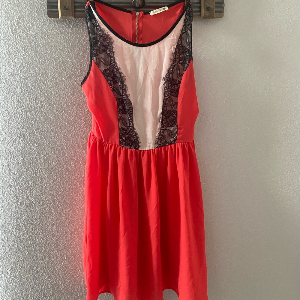 Coral white and black a-line dress by Soprano.